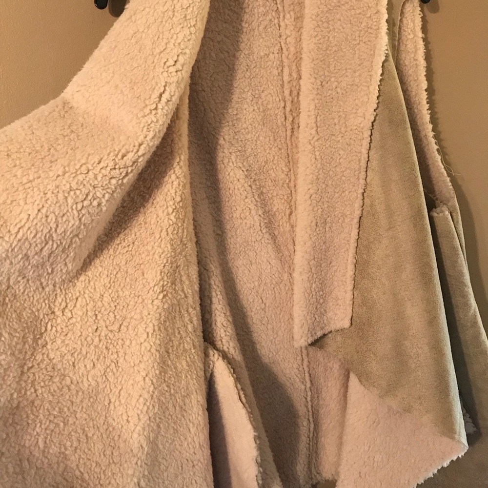 Hem & Thread suede vest - Picture 2 of 4